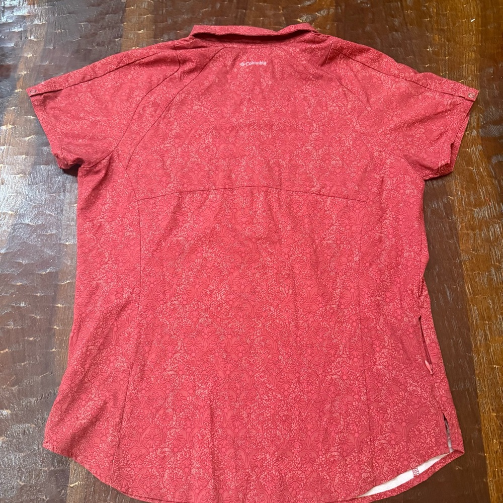 Columbia Women's Red Titanium Omni Dry Collared Shirt - Picture 7 of 16